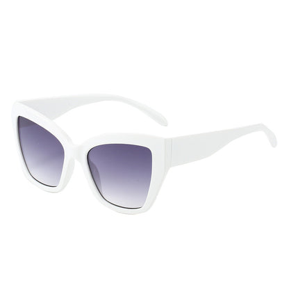 Women's Fashion Sunglasses in Trendy Tortoiseshell Design Bowlift