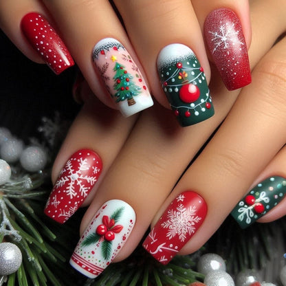 Festive artificial nails in Christmas design Acalora