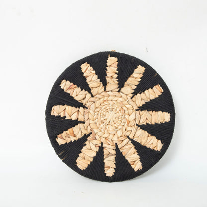 Decorative Table Coaster Made of Woven Rattan Acalora