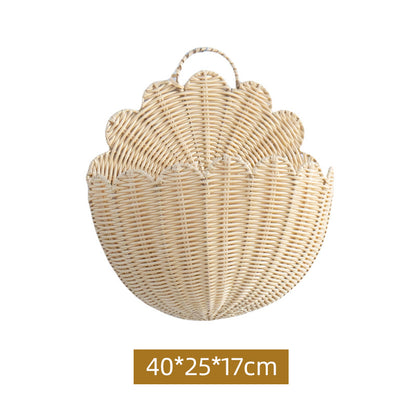 Playful decorative basket in shell design Acalora