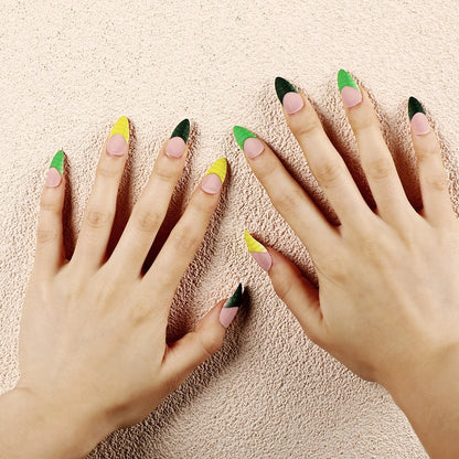 Creative artificial nails with trendy geometric design Acalora