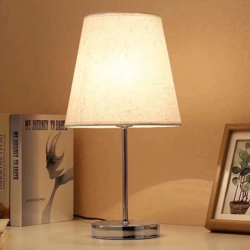 Vintage Floral Table Lamp