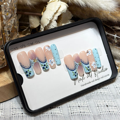 Artistic Press-On Nail Set with Floral and Geometric Design Acalora