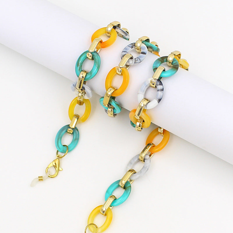 Elegant Chain Eyewear Holder Acalora