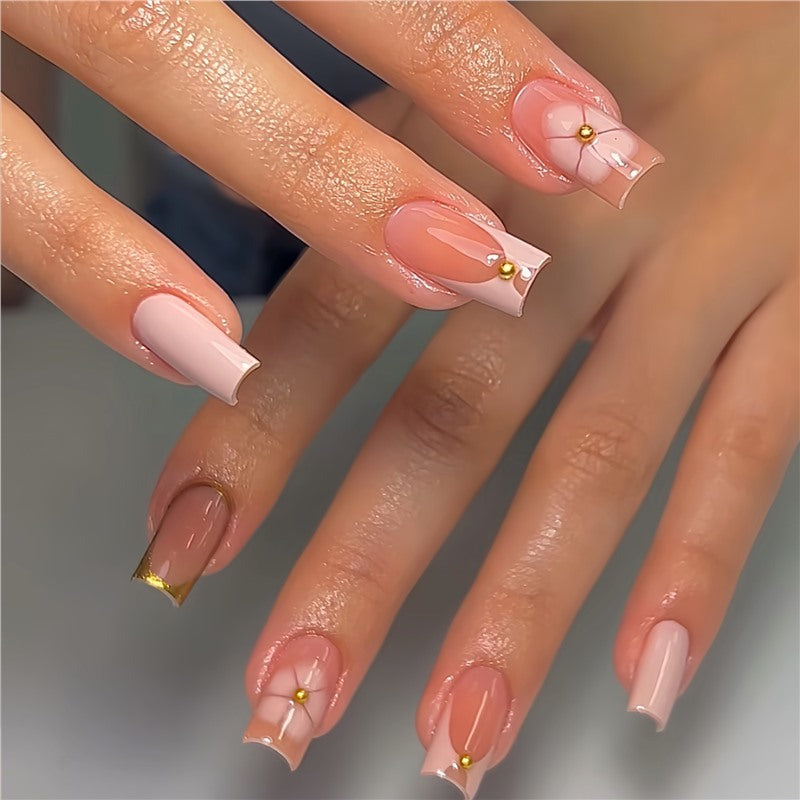 Glamorous Press-On Nail Set Acalora