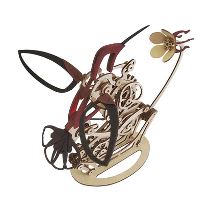 Skanto | Kinetic Hummingbird Sculpture
