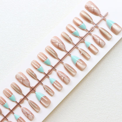Elegant Artistic Press-On Nail Set Acalora