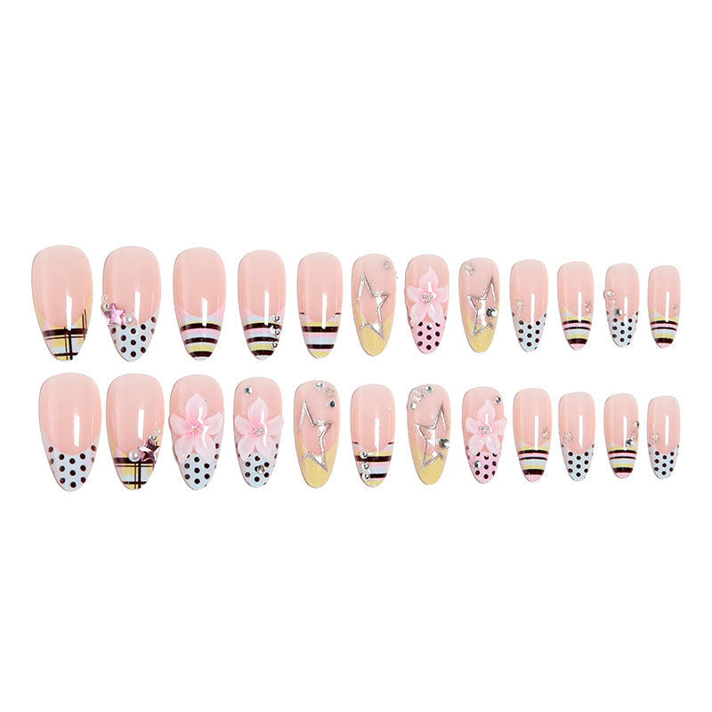 Artificial nail set with decadent floral and geometric design Acalora
