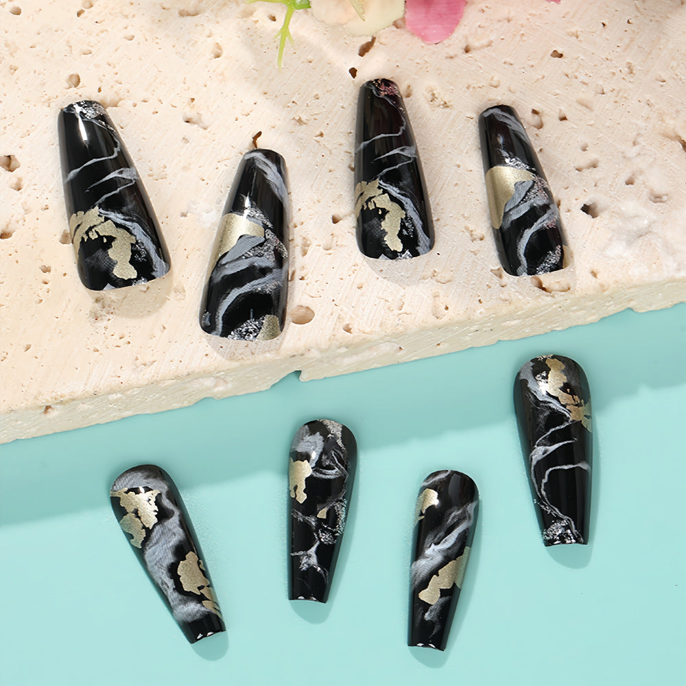 Artificial nails in elegant marble and gold design Acalora