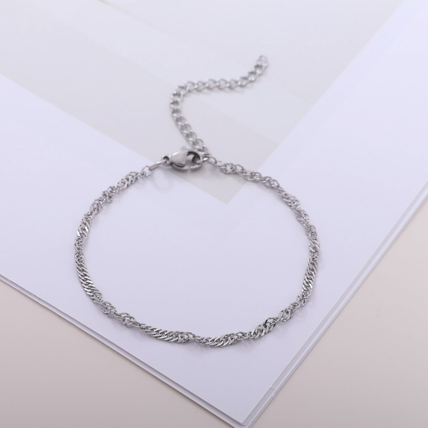 Textured Twisted Chain Bracelet Acalora