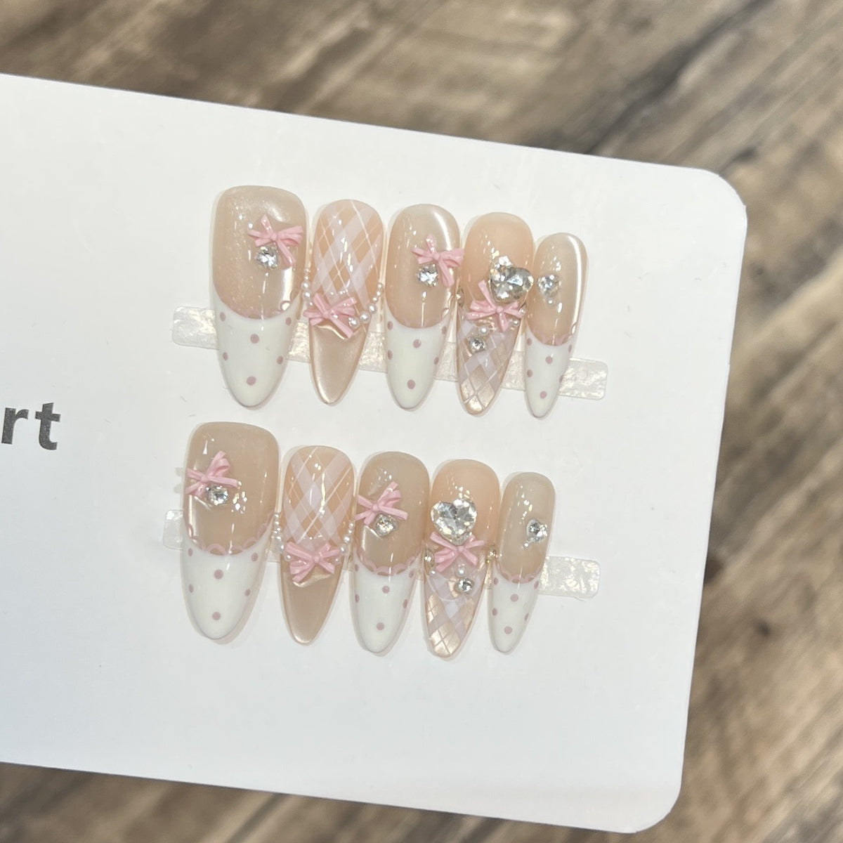 Decorative Bow Accent Press-On Nail Art Set Acalora