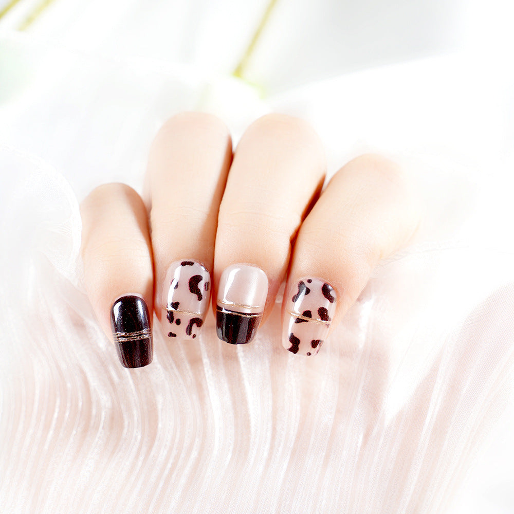 Artistic Press-On Nail Art Set Acalora