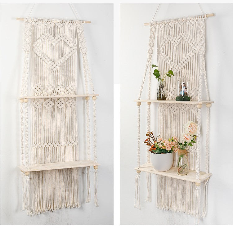Macrame shelf with heart design Acalora