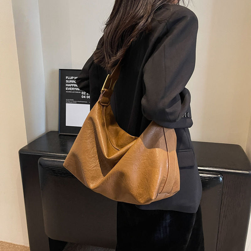 Slouchy Leather Shoulder Bag Acalora