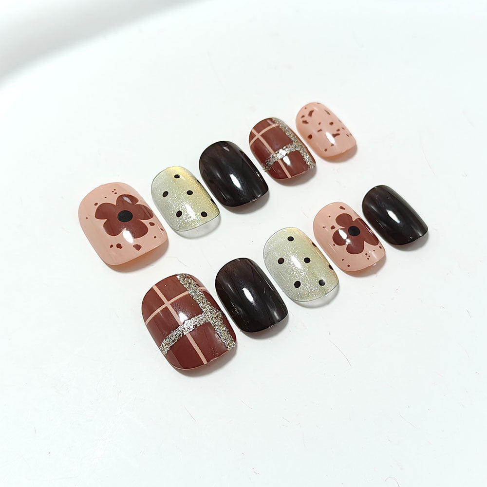 Artful Nail Tips Acalora