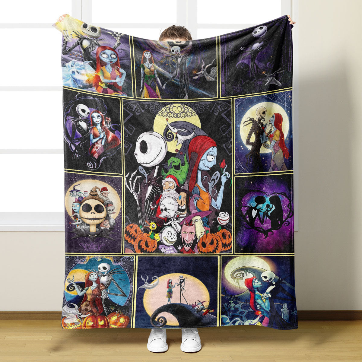 Christmas-Themed Throw Blanket