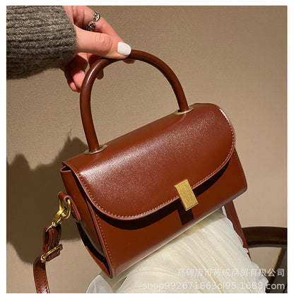 Sophisticated Structured Handbag Acalora