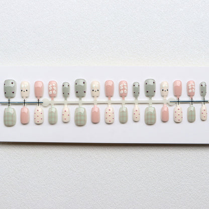 Creative Themed Press-On Nail Art Set Acalora