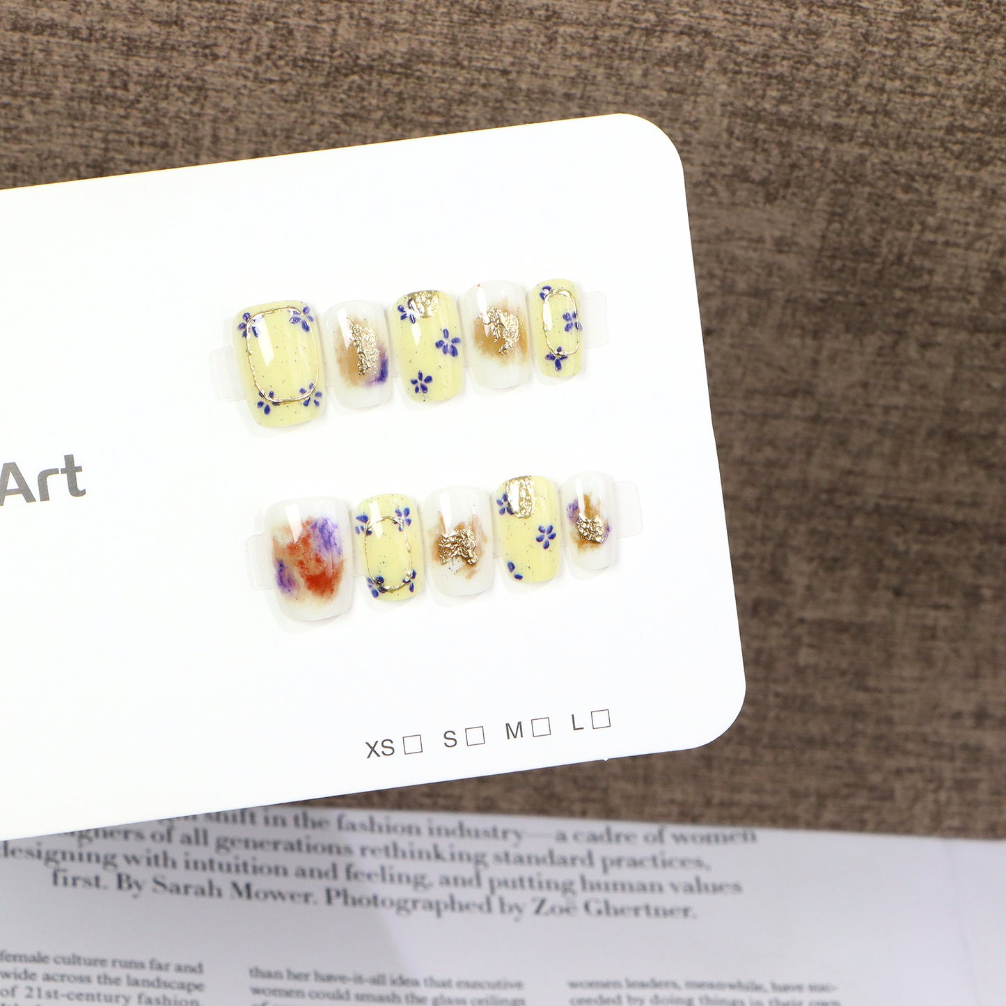 Floral Decorative Press-On Nail Art Set Acalora