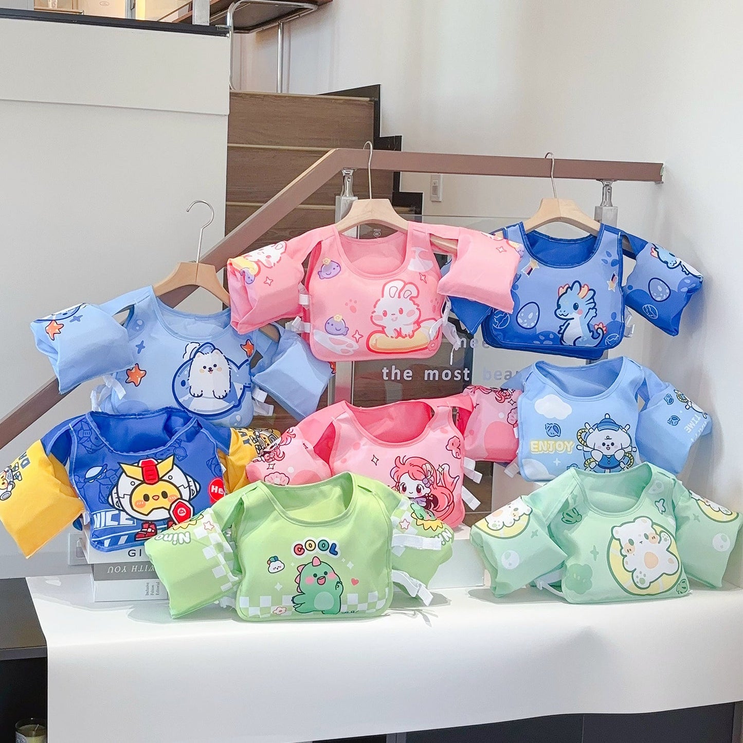 Unisex Inflatable Swim Aid with Cute Design Bowlift