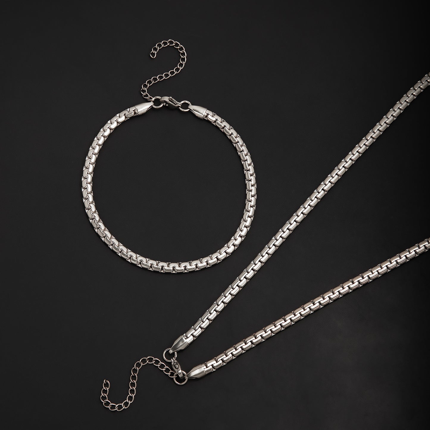 Stylish Chain Necklace Set Acalora