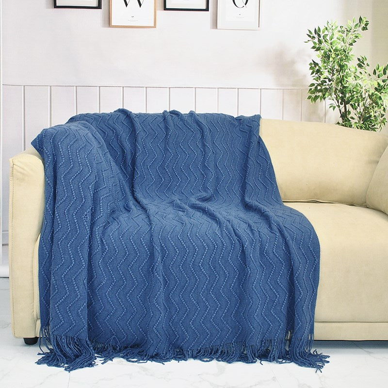 Textured Pattern Throw Blanket