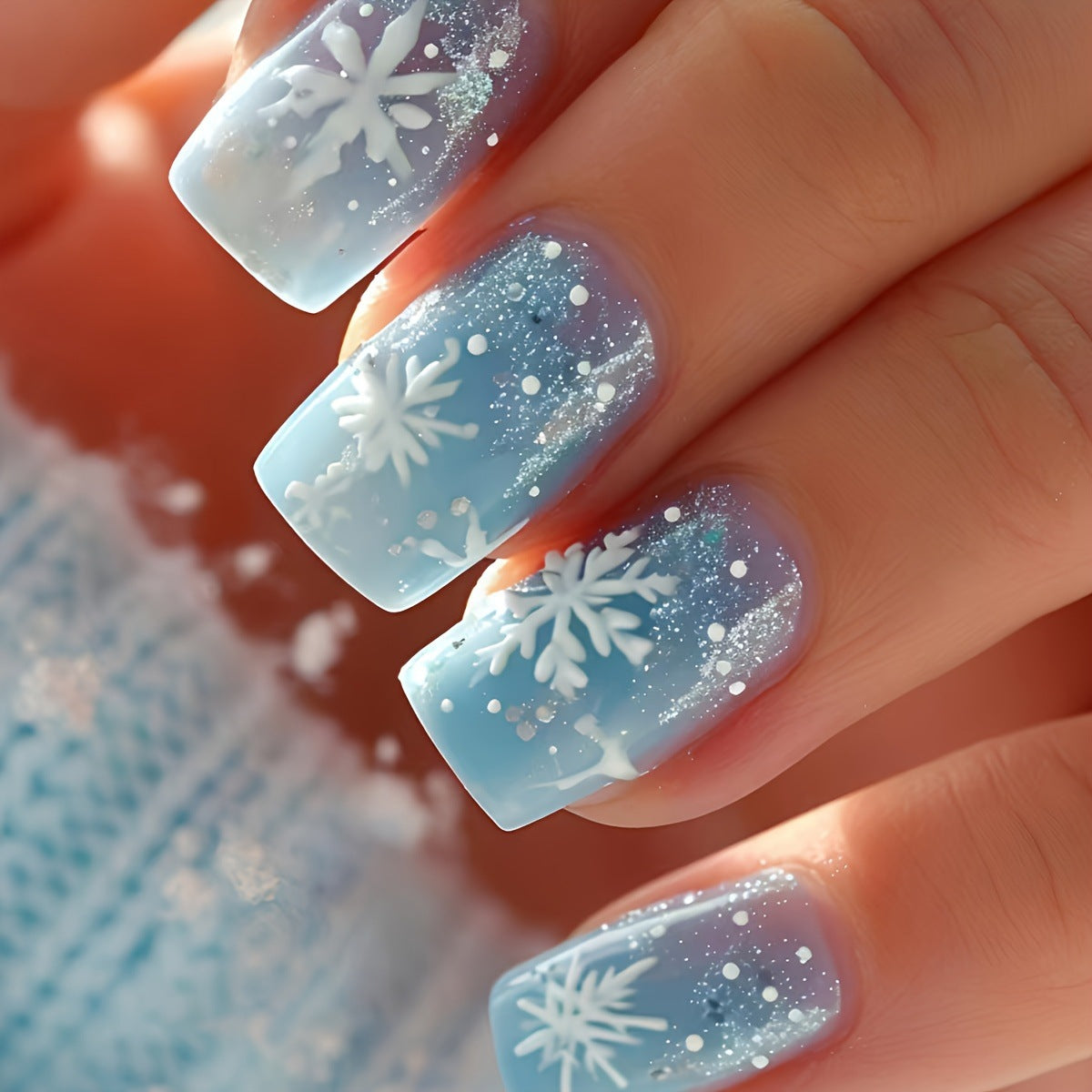 Seasonal Snowflake-Themed Press-On Nail Set Acalora