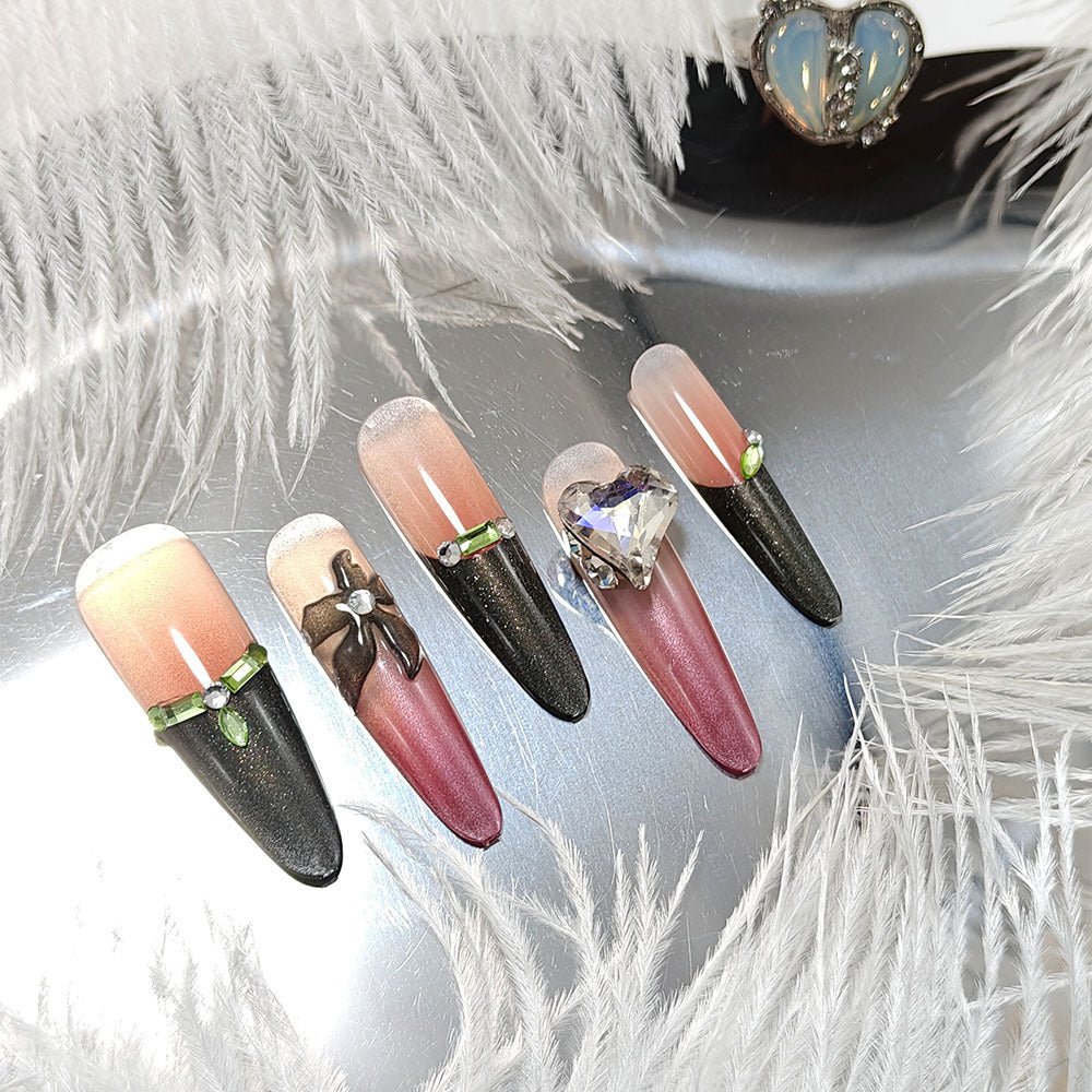 Artificial nails with elegant flower and heart decoration Acalora