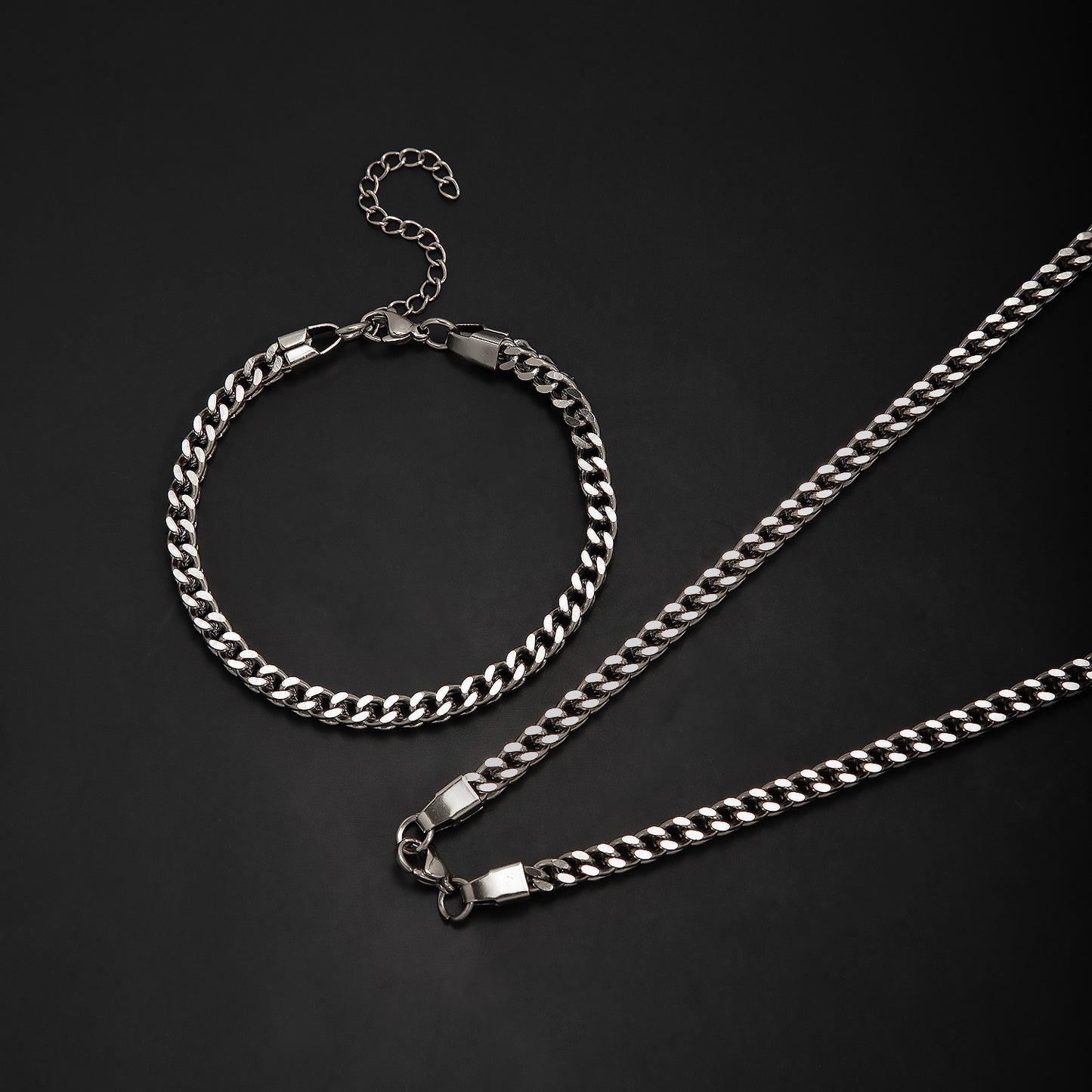 Stylish Link Chain Acalora