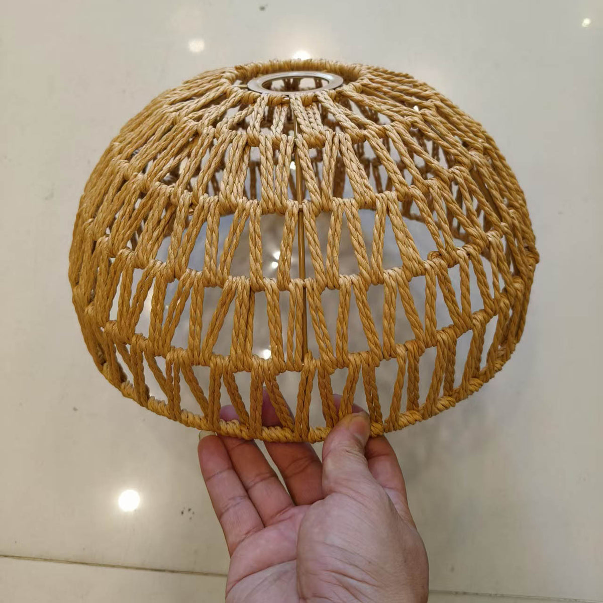 Carved decorative item Acalora