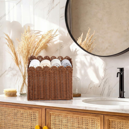 Handcrafted storage basket with curved edge Acalora