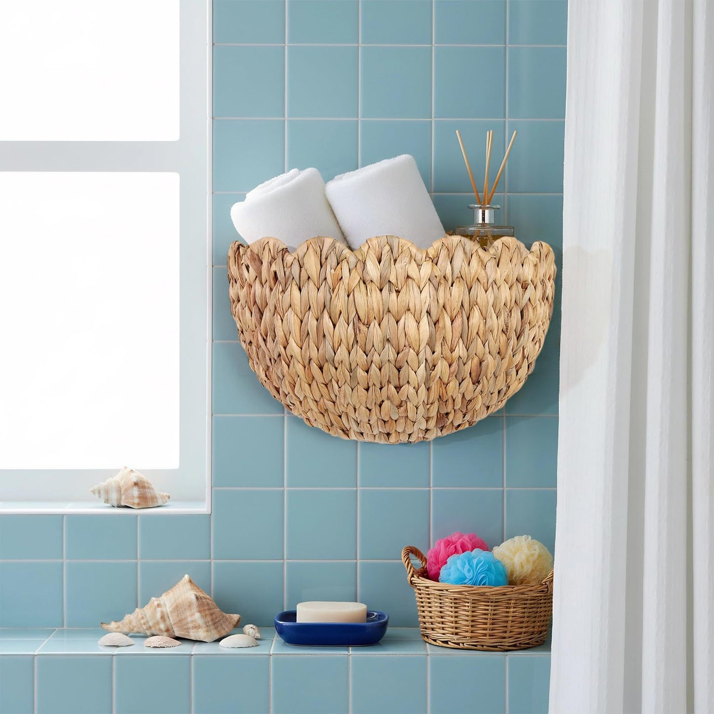 Handwoven decorative basket with wave pattern Acalora