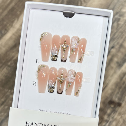 Artistic Reusable Press-On Nail Set with Floral and Gold Accents Acalora