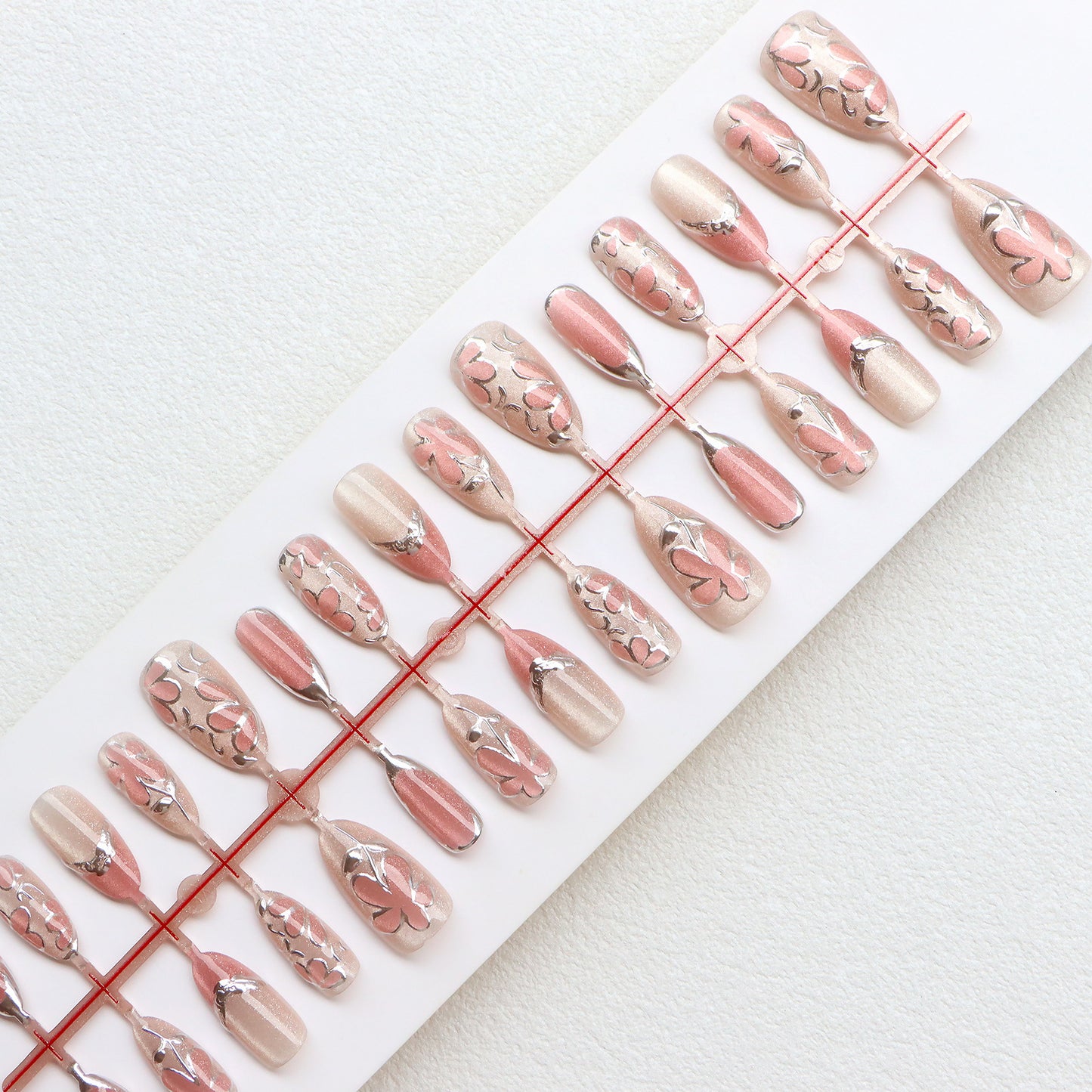 Elegant Floral Design Press-On Nail Set Acalora