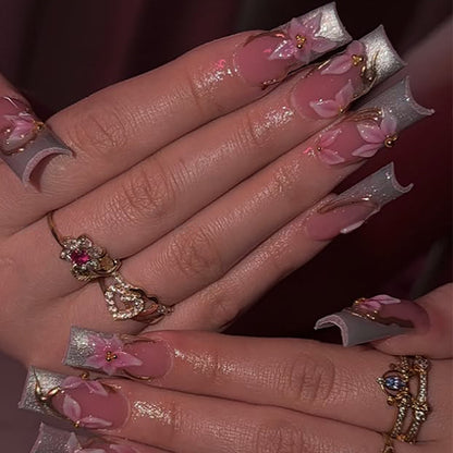Floral Decorative Press-On Nail Set Acalora