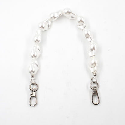 Elegant Beaded Eyewear Chain Acalora