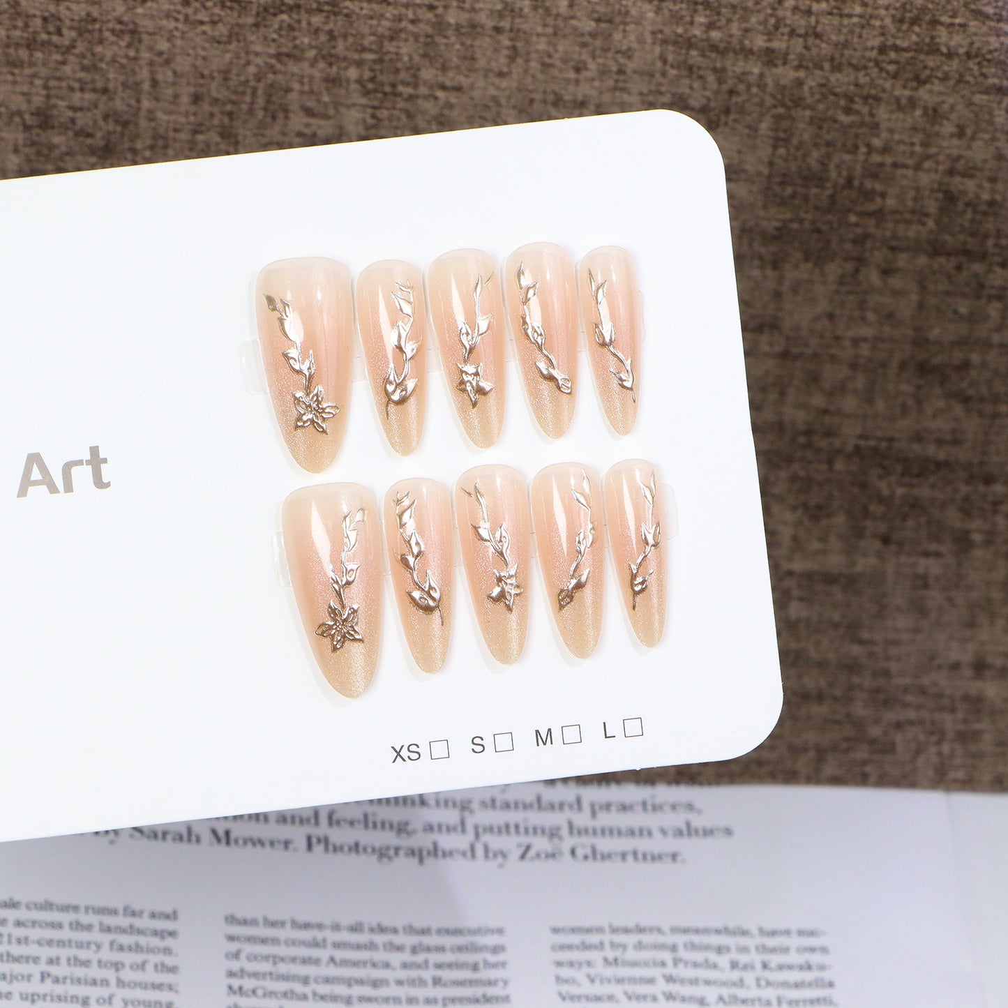 Artistic Acrylic Press-On Nail Set with Floral Embellishments Acalora