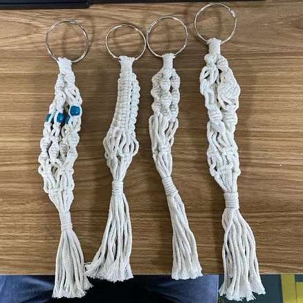 Key jewelry with macrame design Acalora