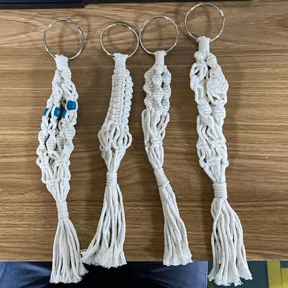 Key jewelry with macrame design Acalora