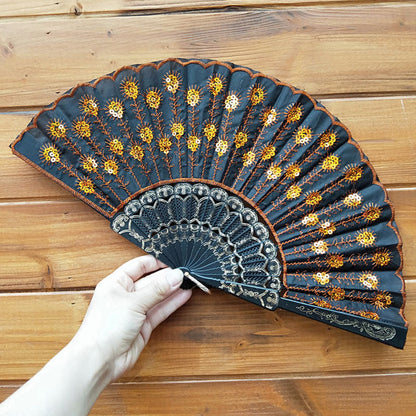 Ladies' handmade fan with fine embroideries Brehn