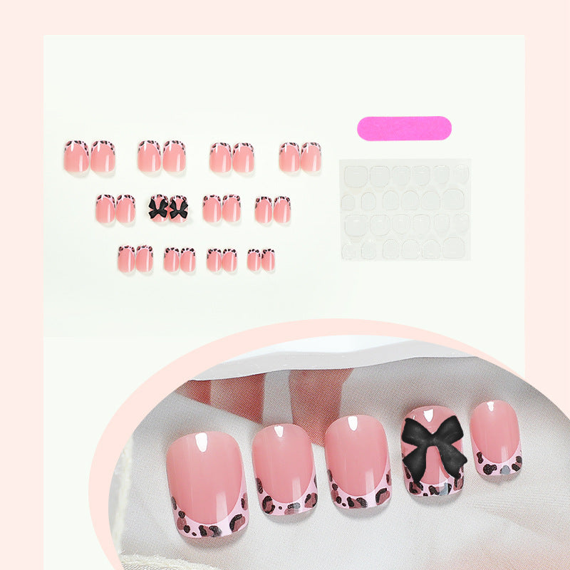 Decorative Press-On Nail Art Set with Unique Bow and Leopard Accents Acalora