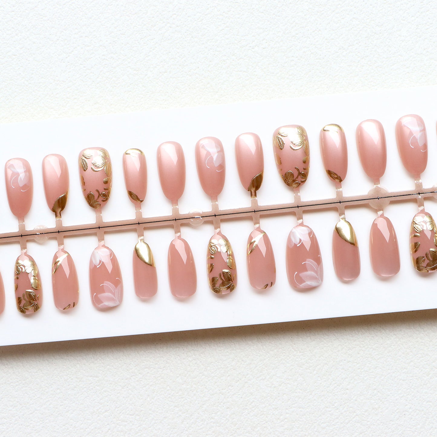 Luxury Floral Press-On Nail Art Set Acalora