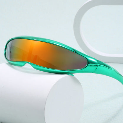 Women's Sporty Sunglasses with ergonomic design and mirrored lenses Karnz