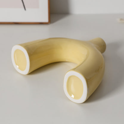 Stylish and creative ceramic vase Acalora