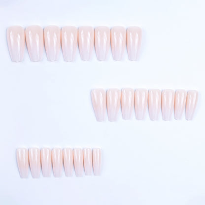 Artificial nails with an elegant high-gloss finish Acalora