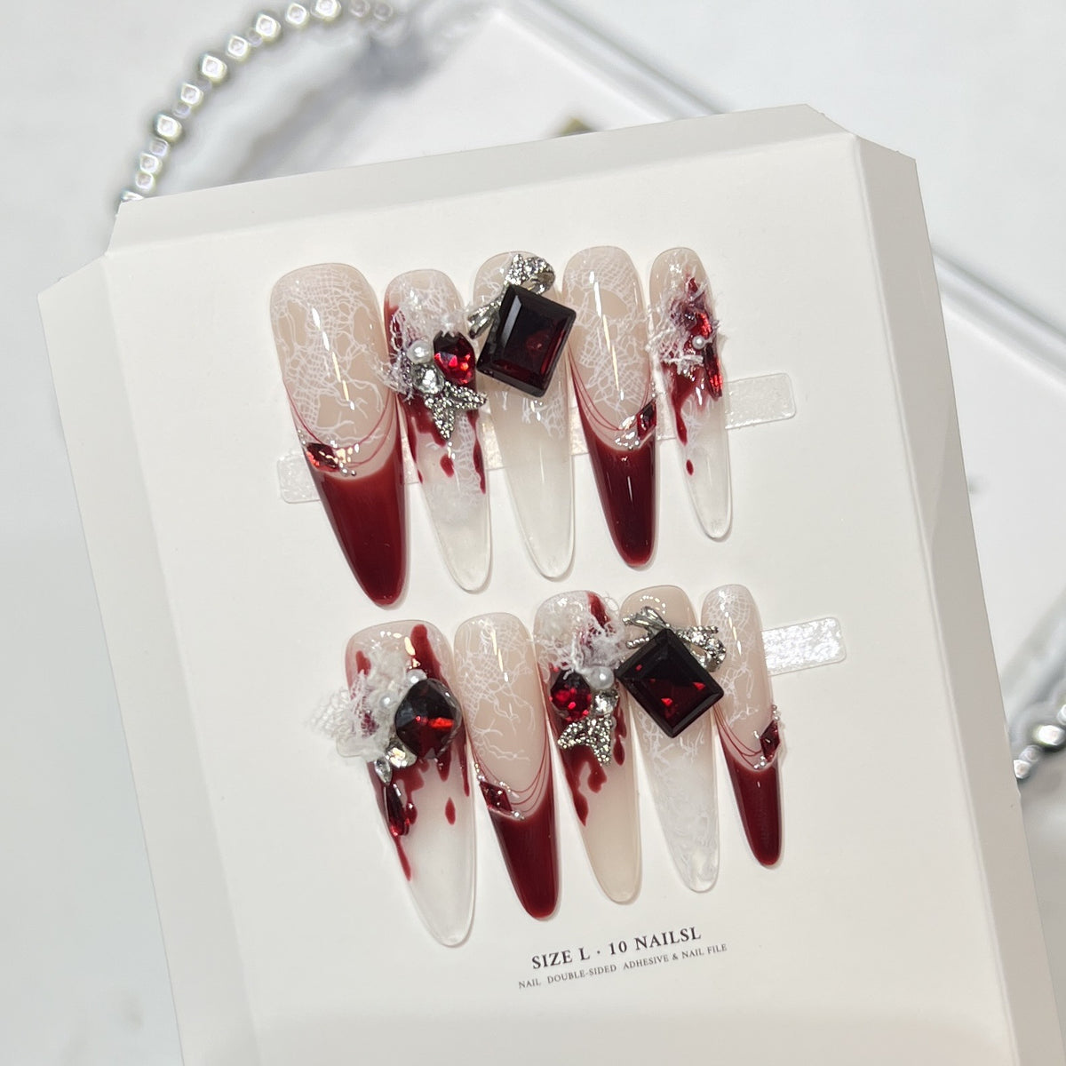 Elegant Decorative Press-On Nail Art Set Acalora