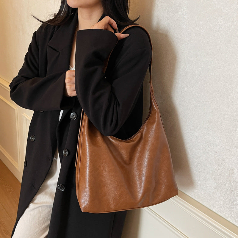 Soft Leather Slouchy Shoulder Bag Acalora