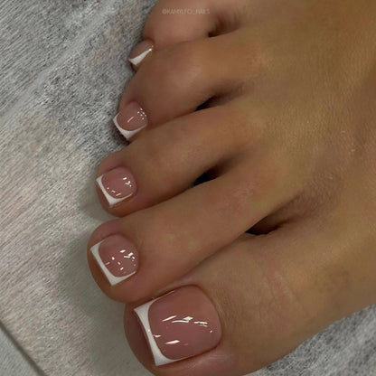 Artificial nails with elegant French tips Acalora