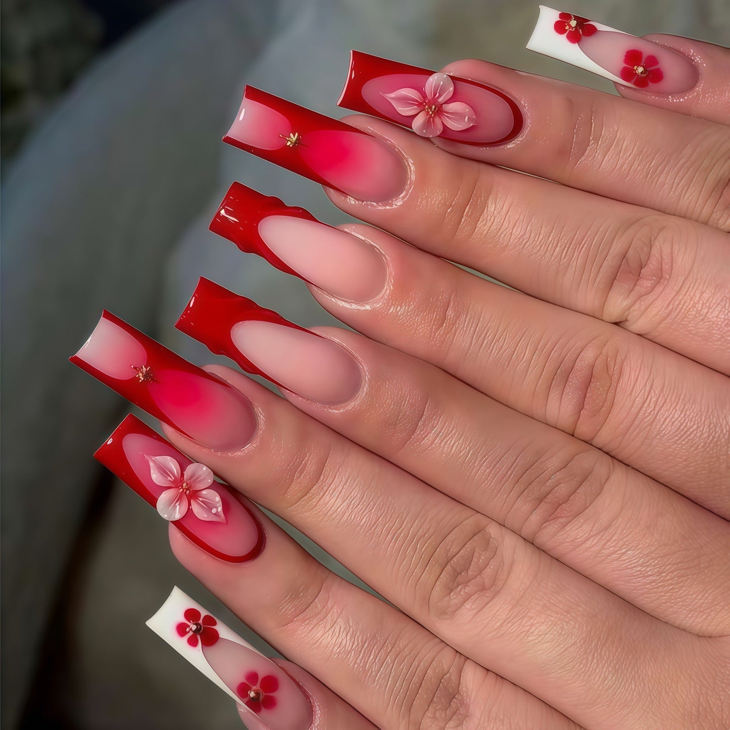 Floral Artistic Press-On Nail Design Acalora