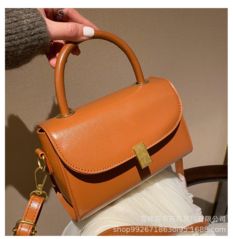 Sophisticated Structured Handbag Acalora